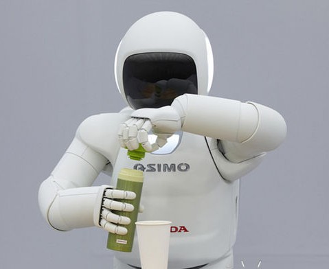 日本机器人产业看准服务机器人市场