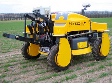 农业的未来，真要用机器人取代农民吗？