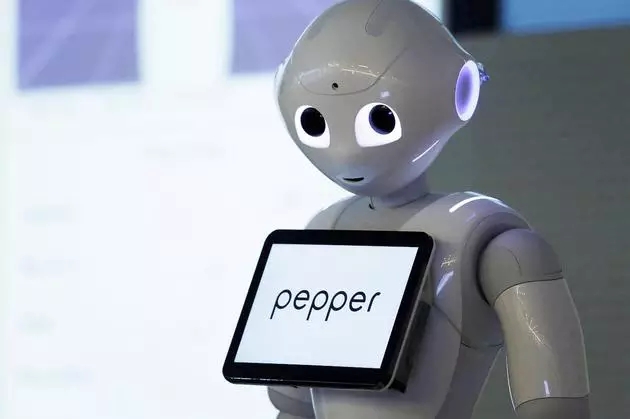 软银再喜欢也没用  Pepper机器人恐成为鸡肋