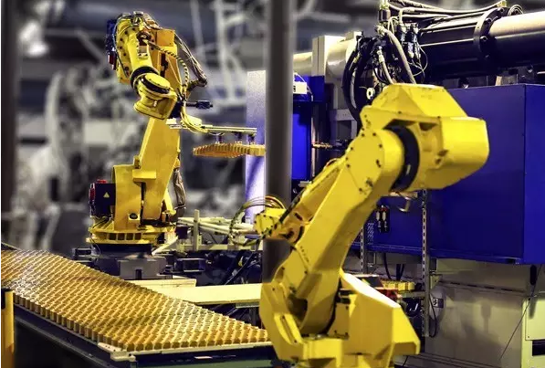 大江东的机器人今年要生产17万辆福特汽车