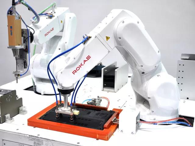 3C企业如何用工业机器人实现产能最大化？