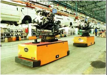 新松AGV机器人在汽车行业保有量超过4000台